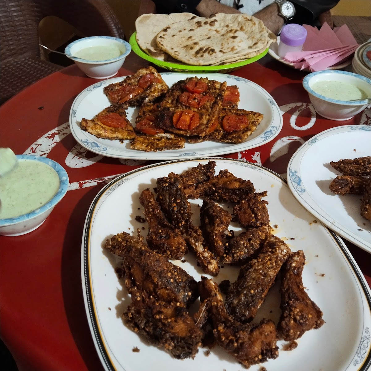 Shaukat Fish & Chicken Point - Photo 4