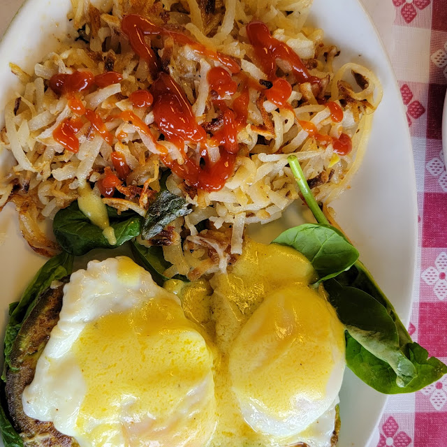 Avacado Eggs Benedict