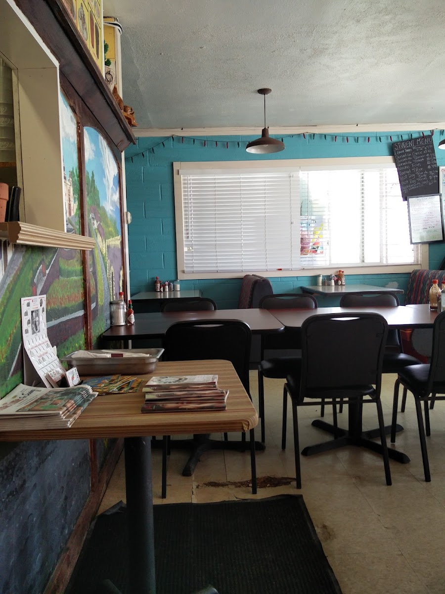 Happy Burrito Mexican Restaurant - Photo 3