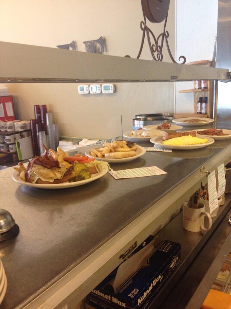 Sami's Cafe - Photo 5