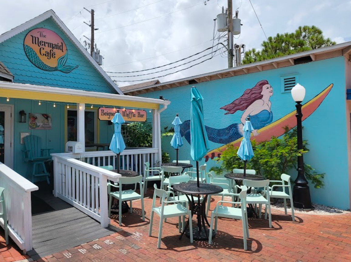 The Mermaid Cafe at Riverview - Photo 6