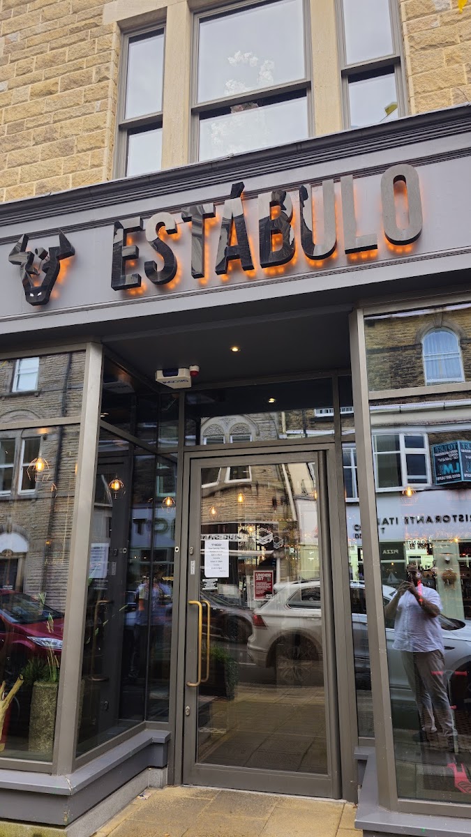 Estabulo Rodizio Bar & Grill - Harrogate - Photo 3