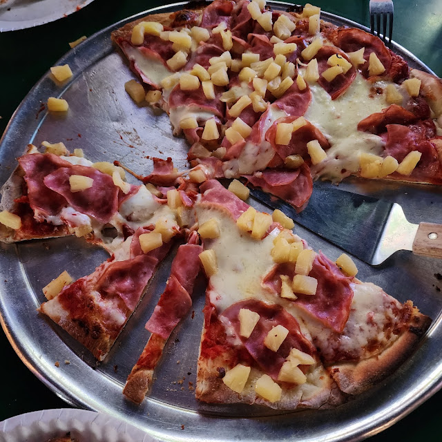 Hawaiian Pizza