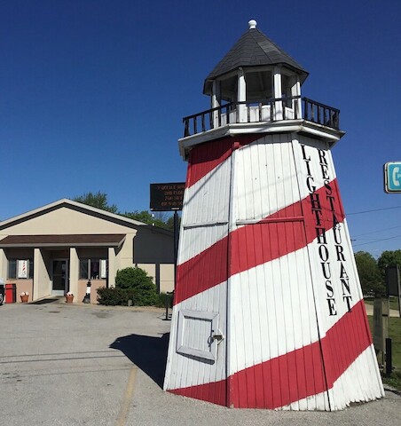 Lighthouse Family Restaurant - Photo 2