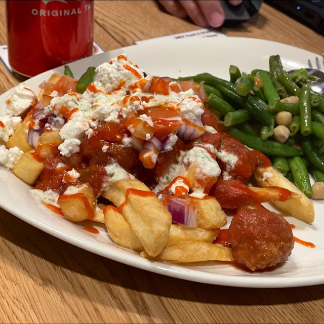 Dirty Chips with Meatballs