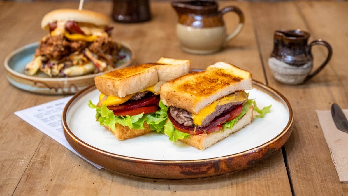 The Brown Jug Cafe - Photo 4