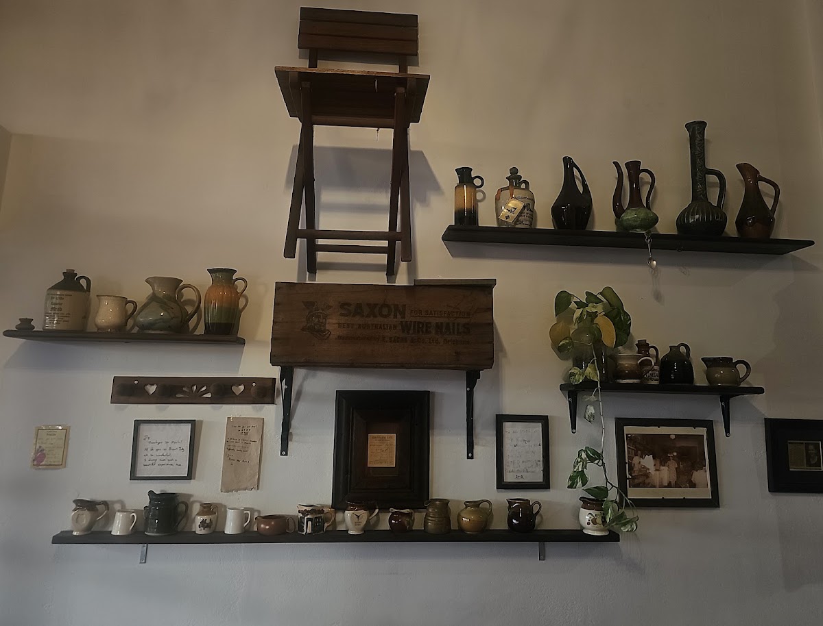 The Brown Jug Cafe - Photo 8