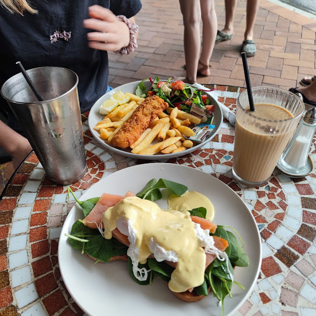 Eggs Benedict and Smoked Salmon
