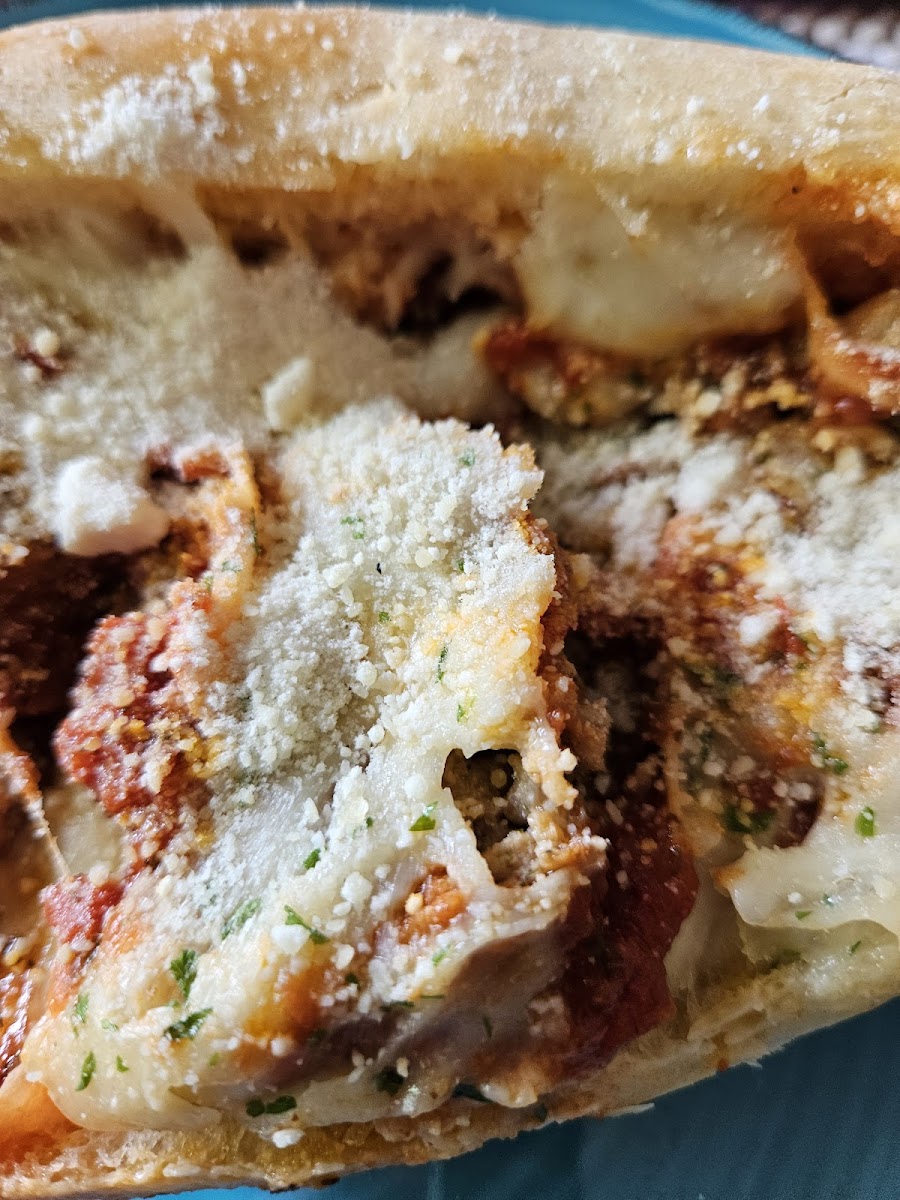 Brother's Pizza Champion Restaurant - Photo 6