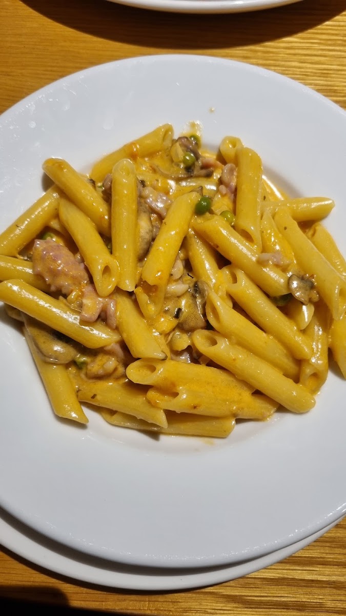 Giovanni's Restaurant - Photo 7