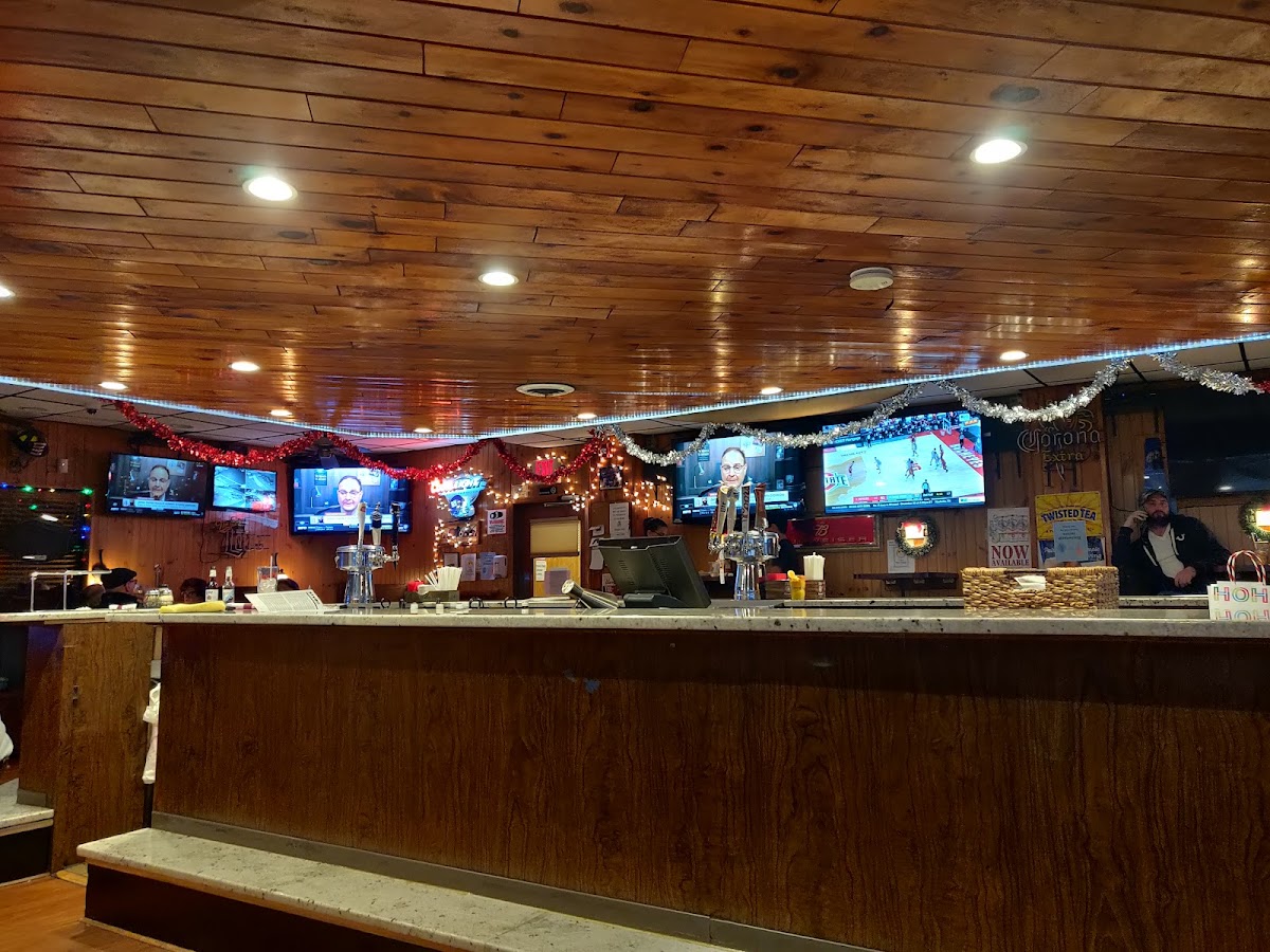 Bello's Family Restaurant - Photo 8