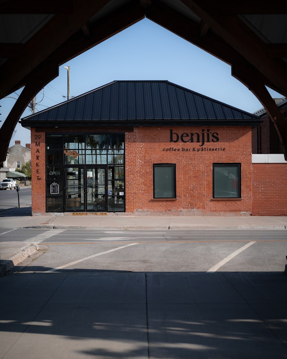 Benji's Coffee Bar - Photo 2
