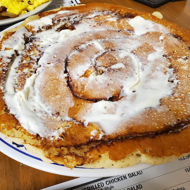 Cinnamon Roll Pancake