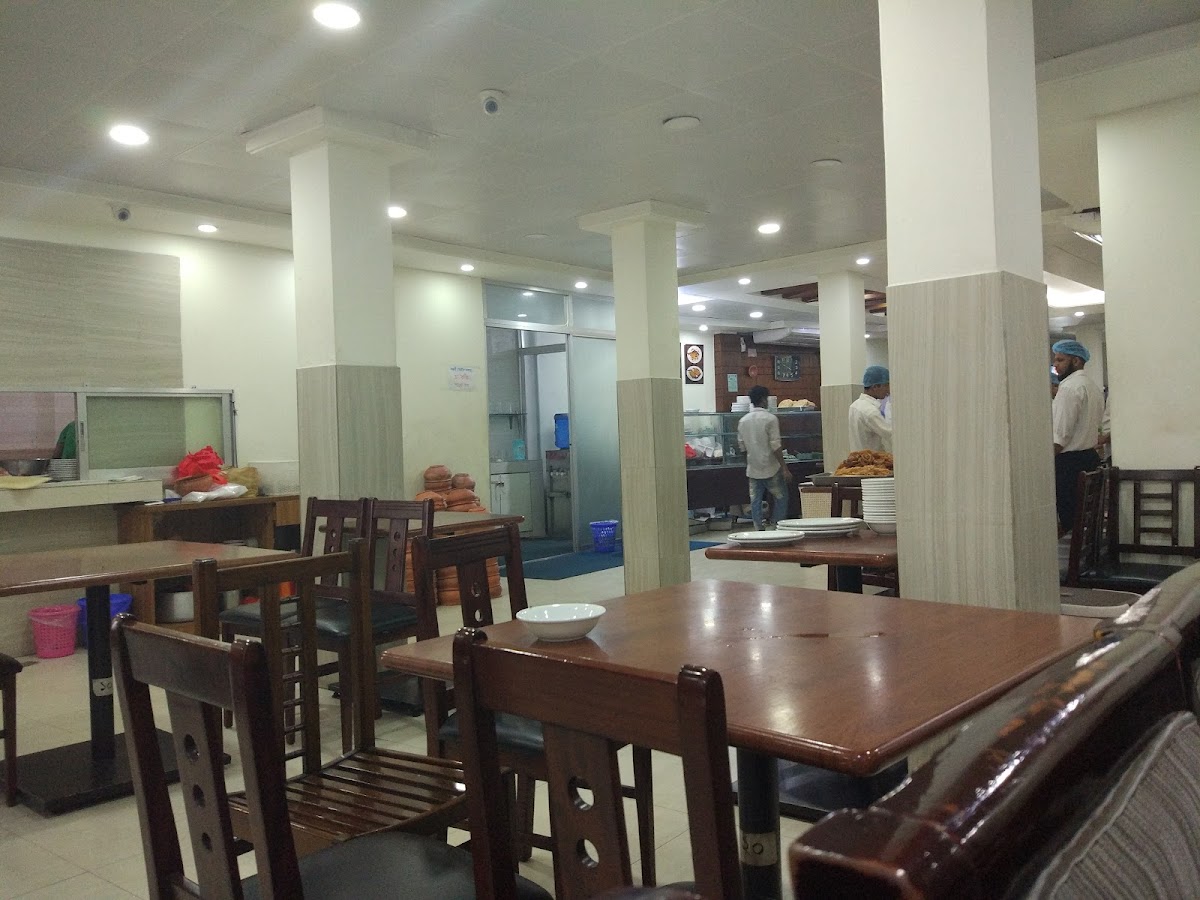 Kosturi Kitchen - Photo 3