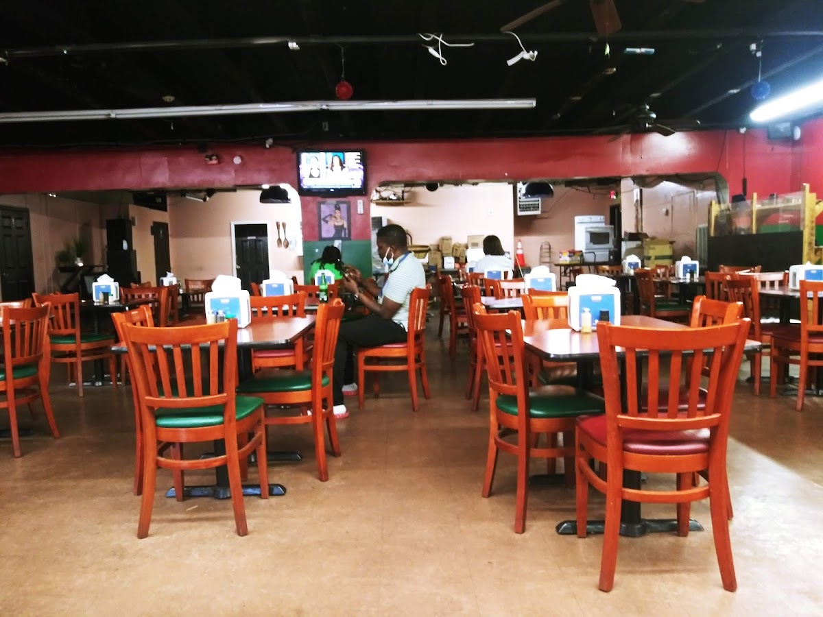 Nico's Lounge Restaurant and Bar