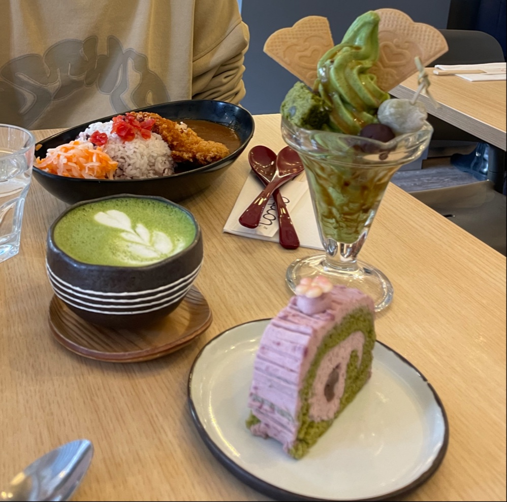 Tombo Japanese Cafe - Photo 5