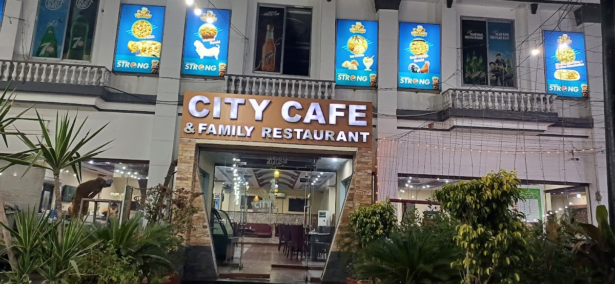 City Cafe & Family Restaurant Muridke
