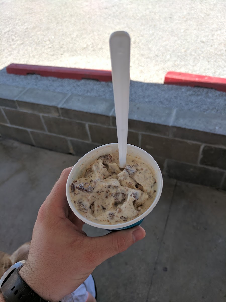 Hershey's Drive In - Photo 6