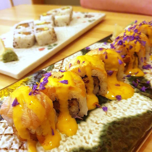 Spicy Salmon Volcano Roll