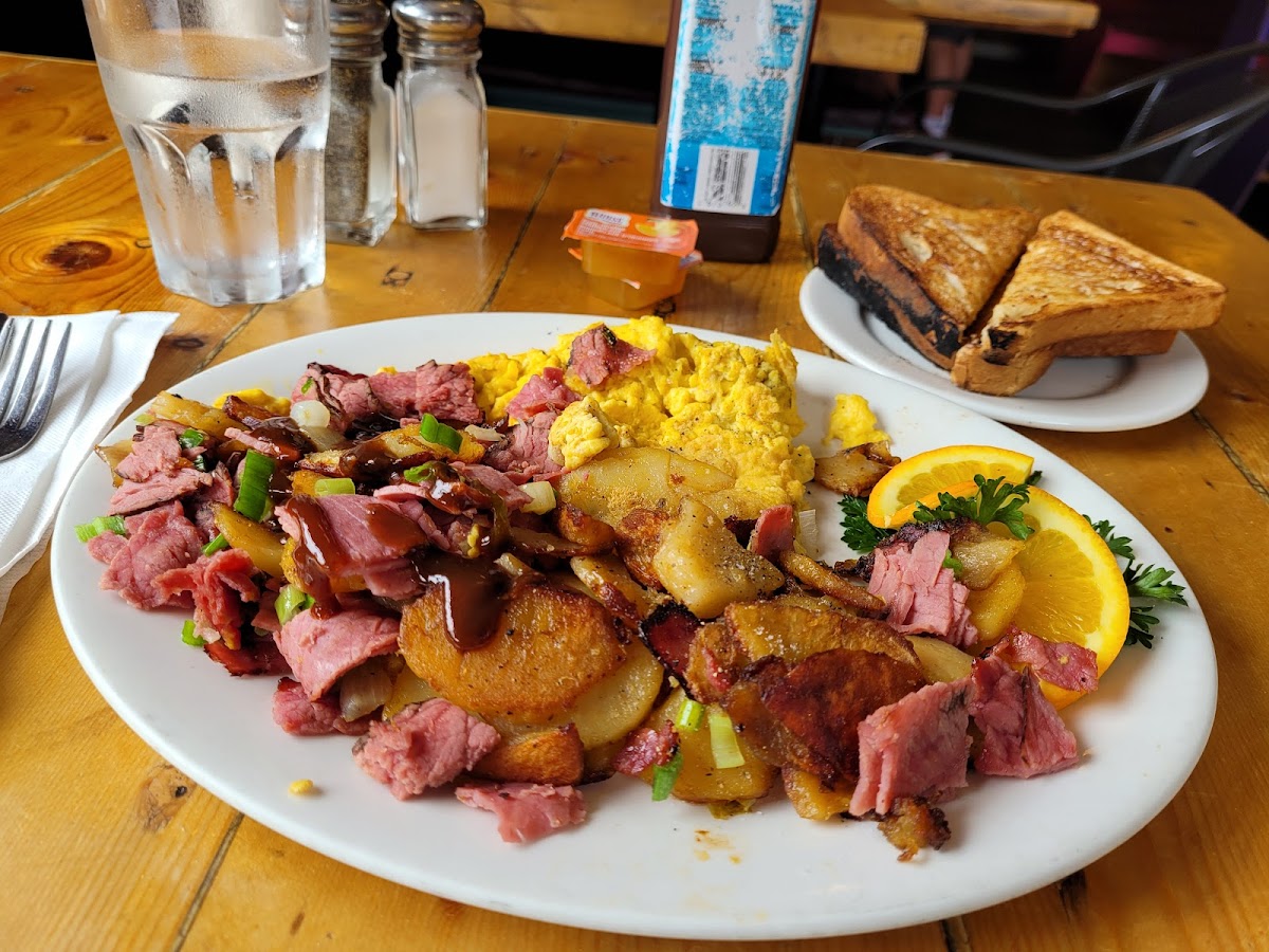 Arbutus Cafe - Photo 1