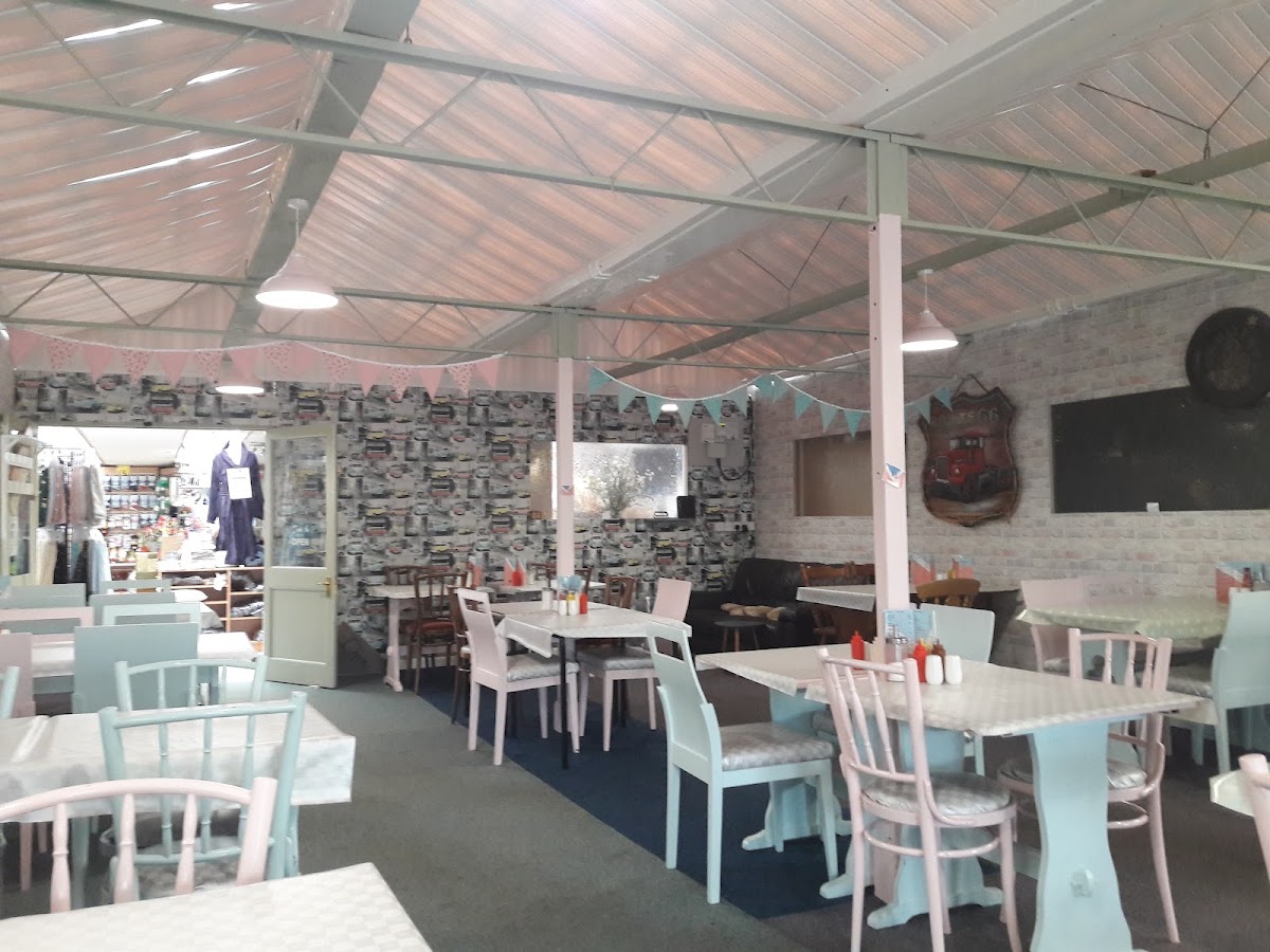 Silverwood Diner, Outdoor catering & Shops - Photo 9