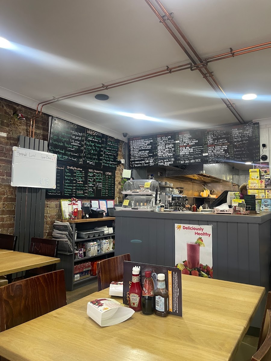 Mega Cafe - Photo 3