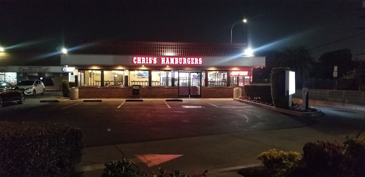 Chris's Hamburgers - Photo 2