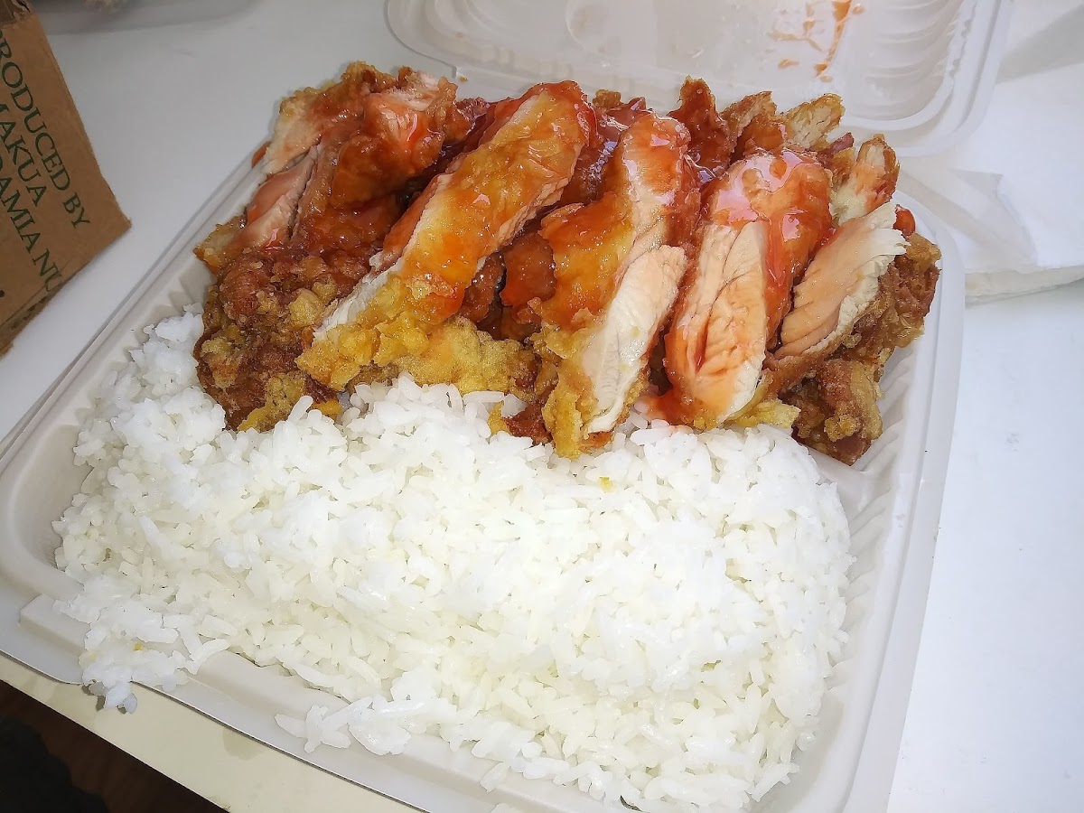 Cheng's Chop Suey House - Photo 4