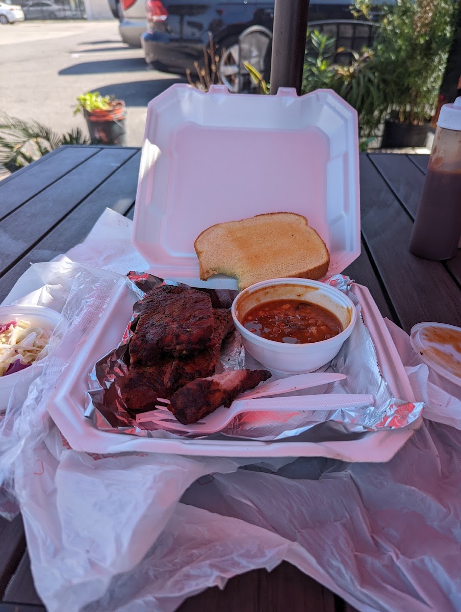 Cattlemen Bar-BQ *located inside Jenkins Hyundai* - Photo 6