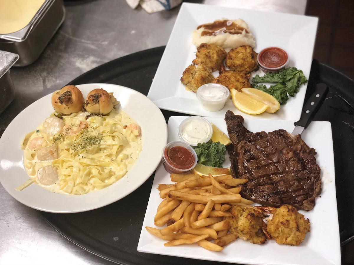 Mathews Grill and Deli - Photo 2