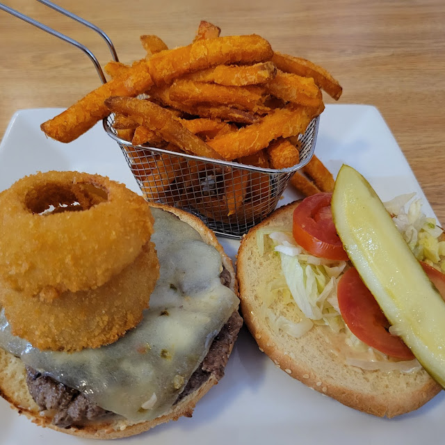 Texas Burger w Sweet Potato Fries