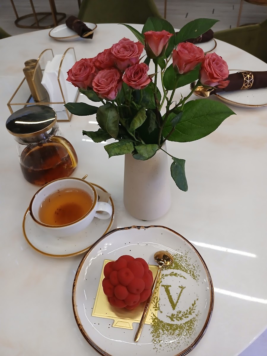 Velour Restaurant - Photo 1