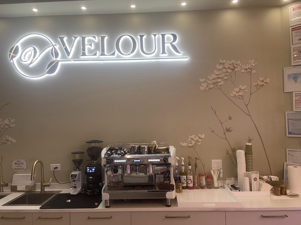 Velour Restaurant - Photo 5