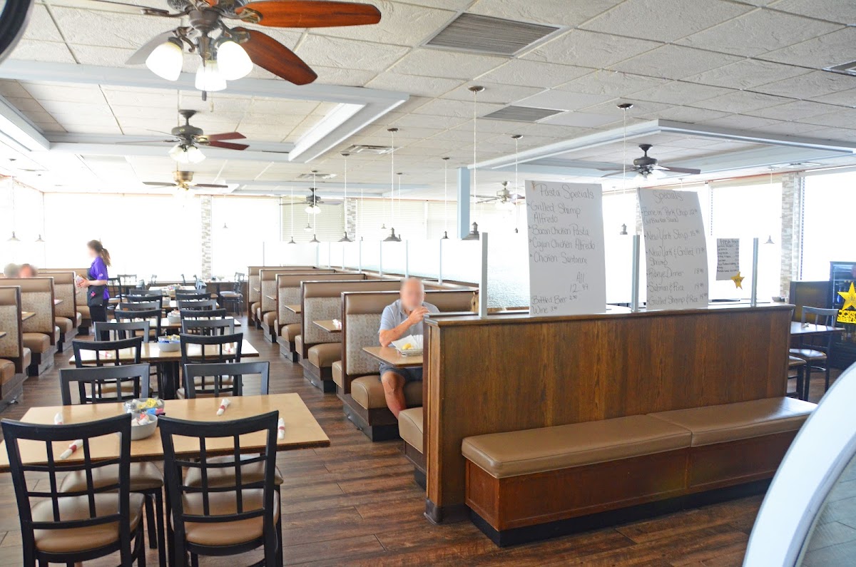 Spring Garden Restaurant - Photo 7