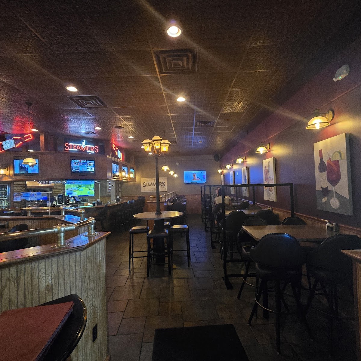 Steamers Stonewall Tavern - Photo 7