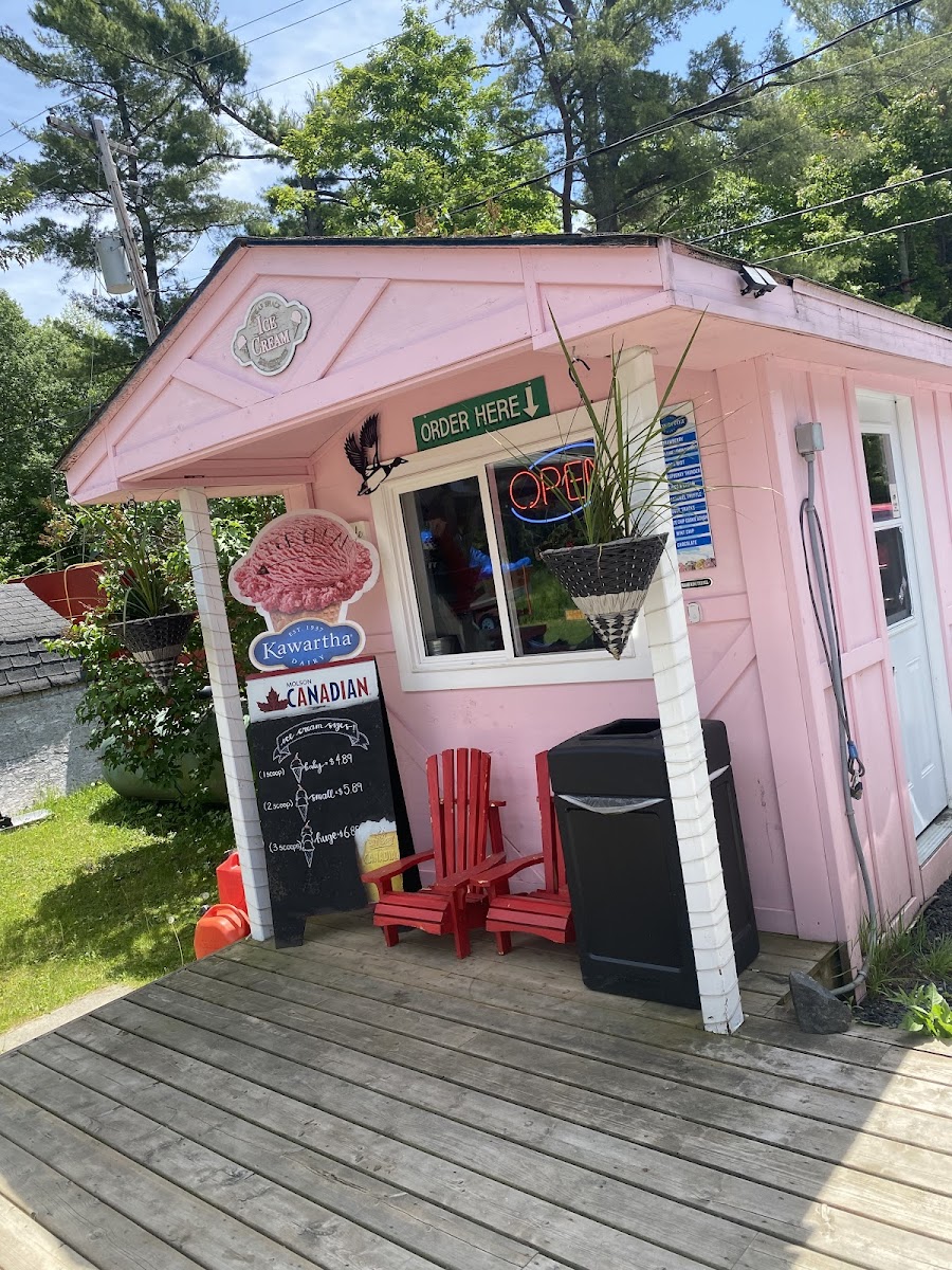 Muskoka Haus Pizza - Photo 6