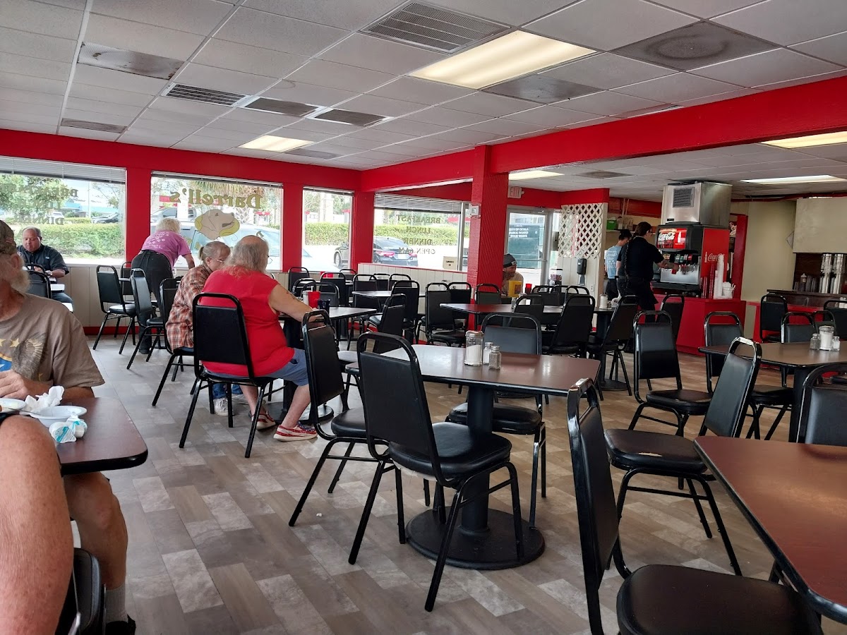 Darrell's Diner - Photo 2