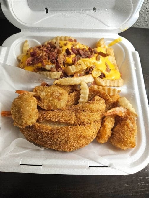 Pacific Seafood - Photo 2