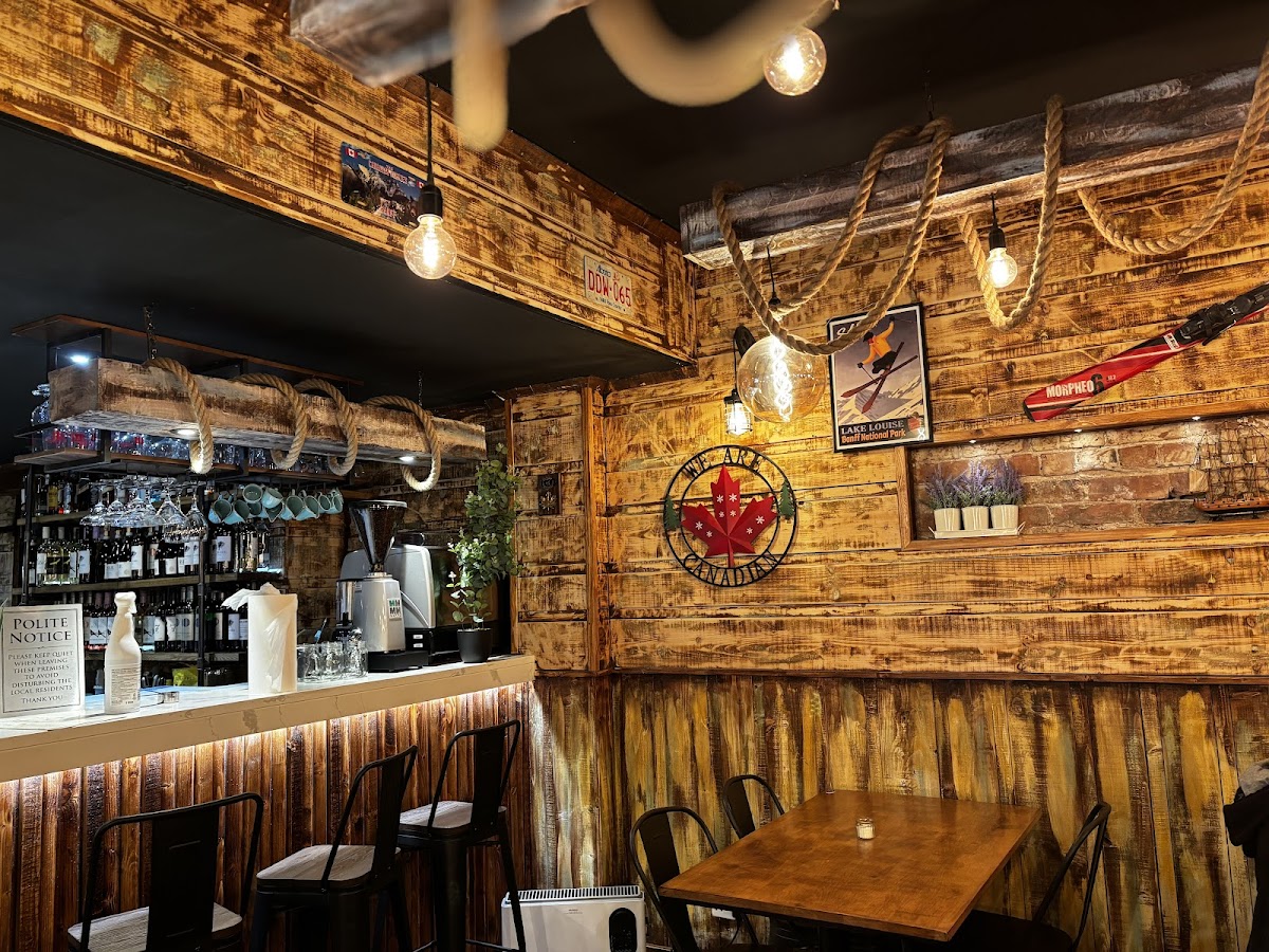 Cleaver Bar & Kitchen - Photo 7