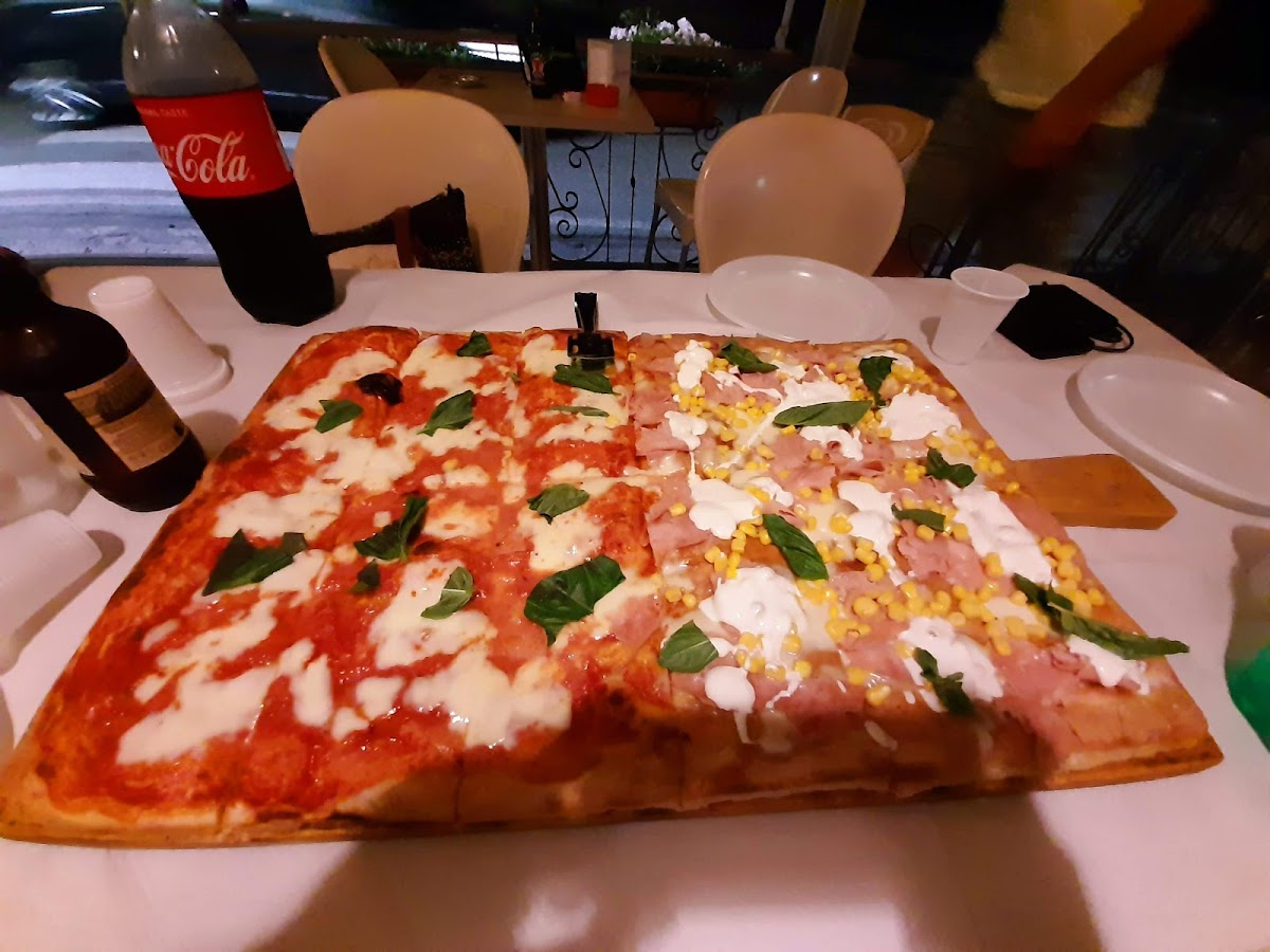 Twins Pizzeria Rosticceria Bar - Photo 2