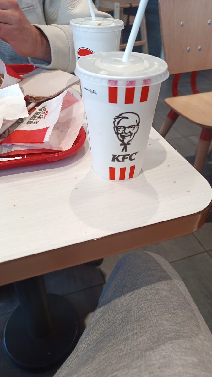 KFC Maidstone - Week Street - Photo 3