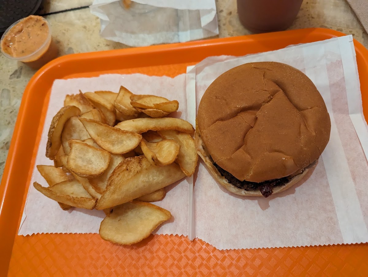 Spark's Burger Co. - Photo 2