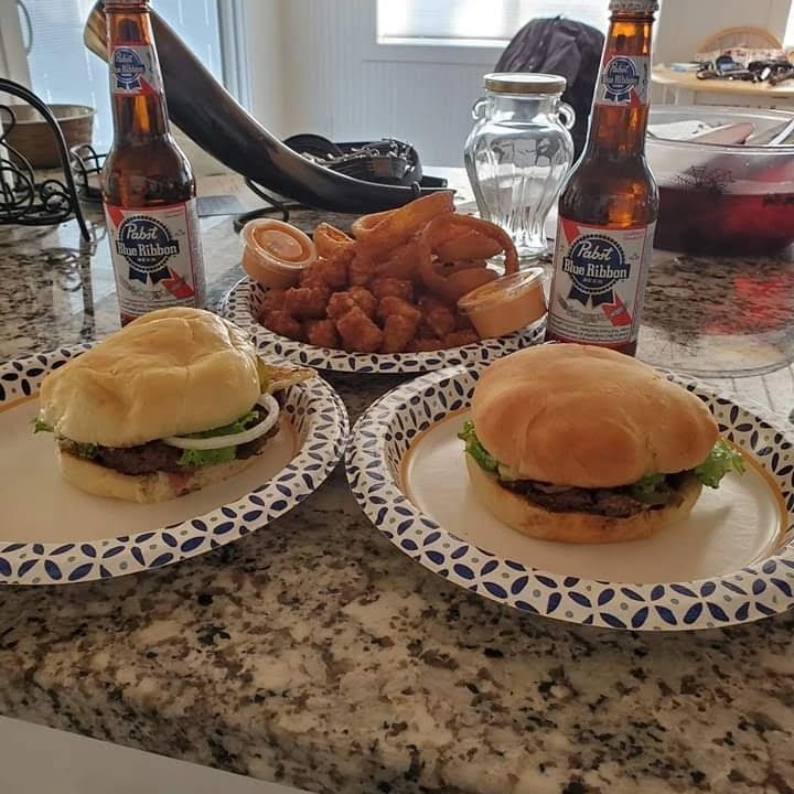 Brenda's Burgers - Photo 6