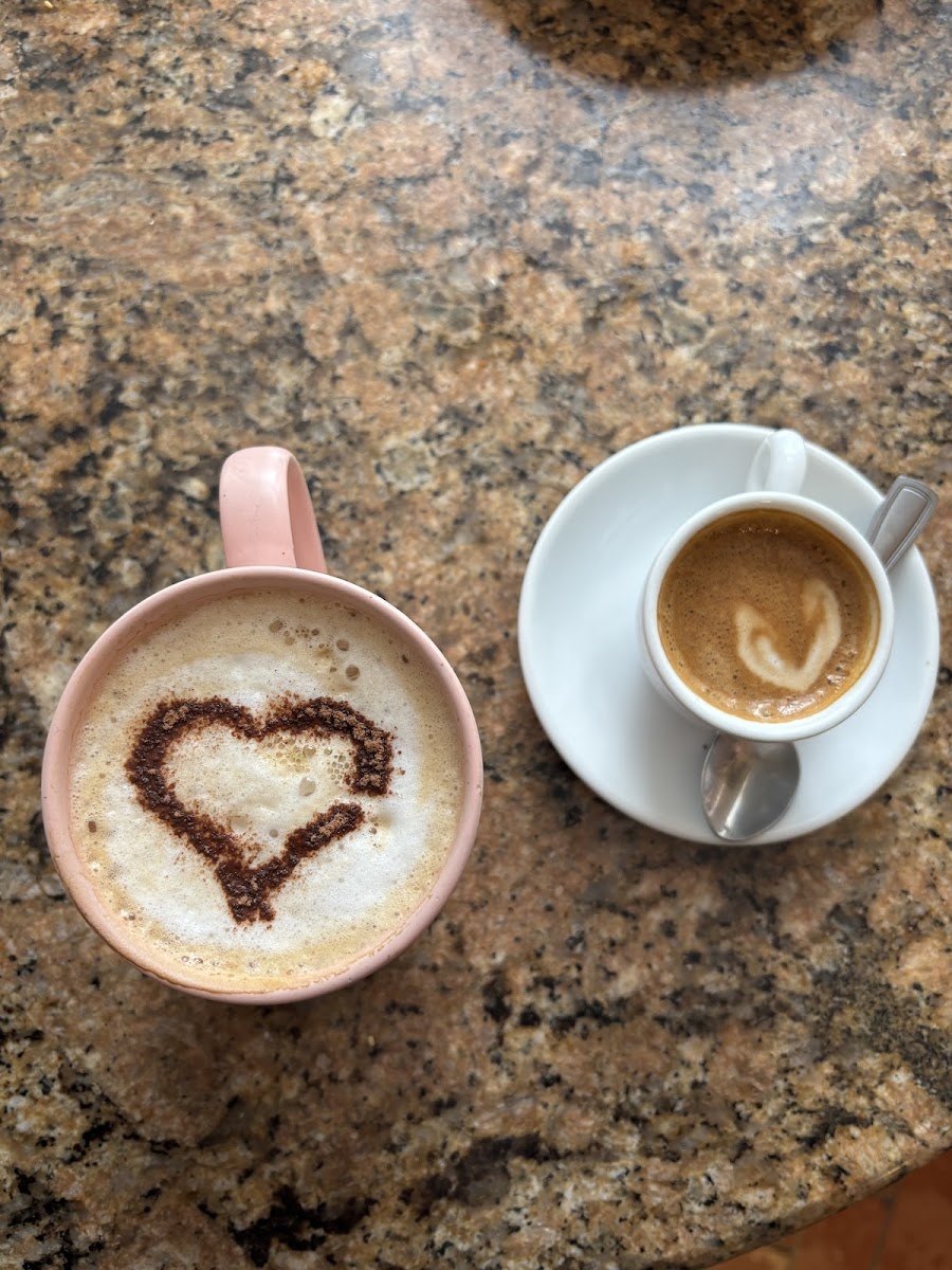 Caffe Grazie-Mille Fairmount - Photo 1