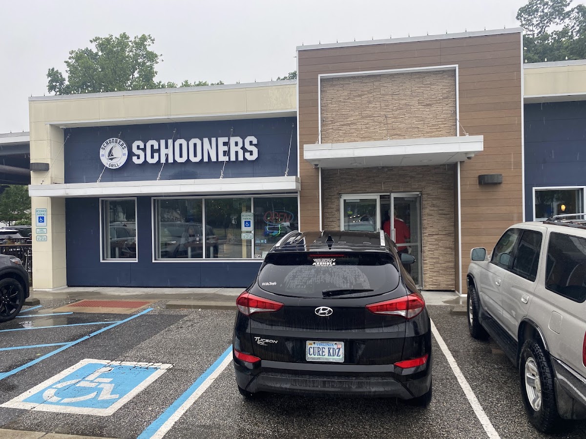 Schooners Grill Newport News