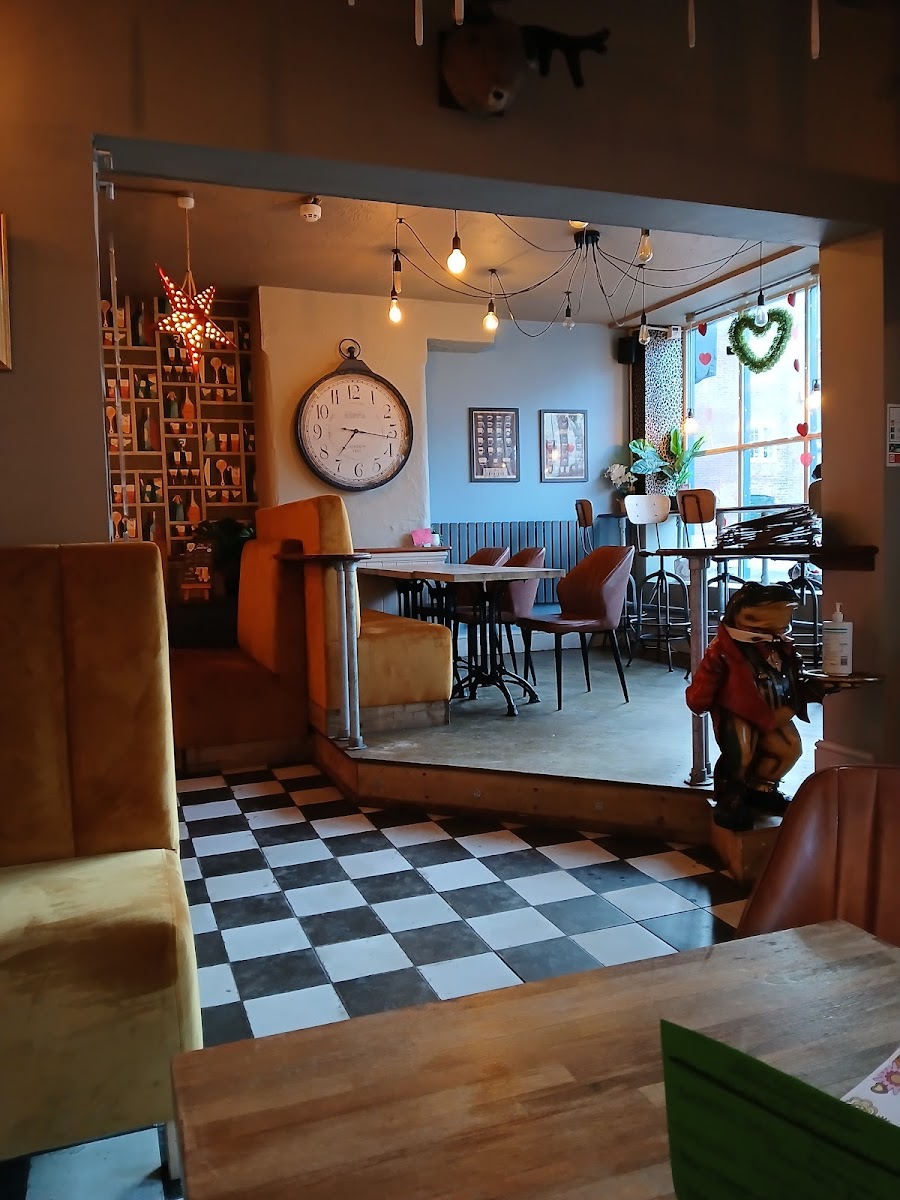 Beaumont's of Ashbourne - Photo 4