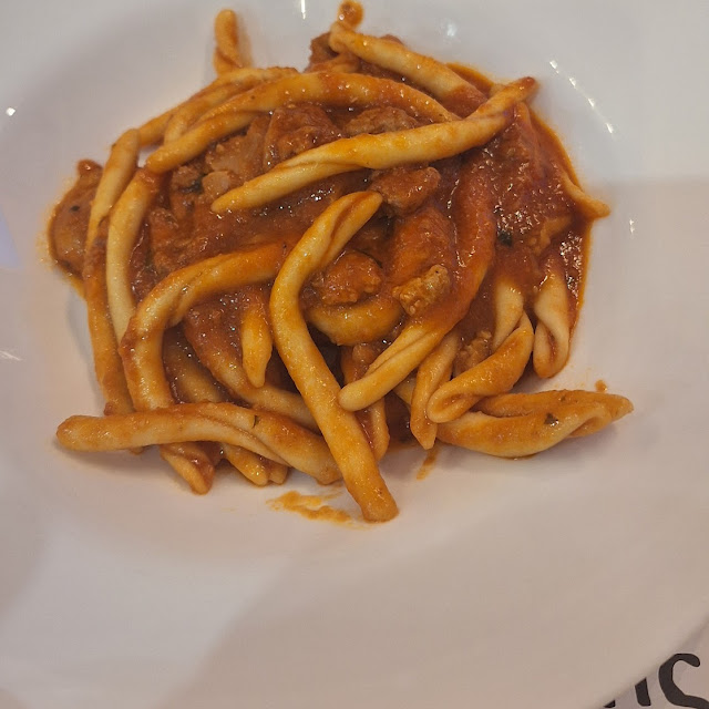 Salsiccia E Parmigiana Di Melanzane