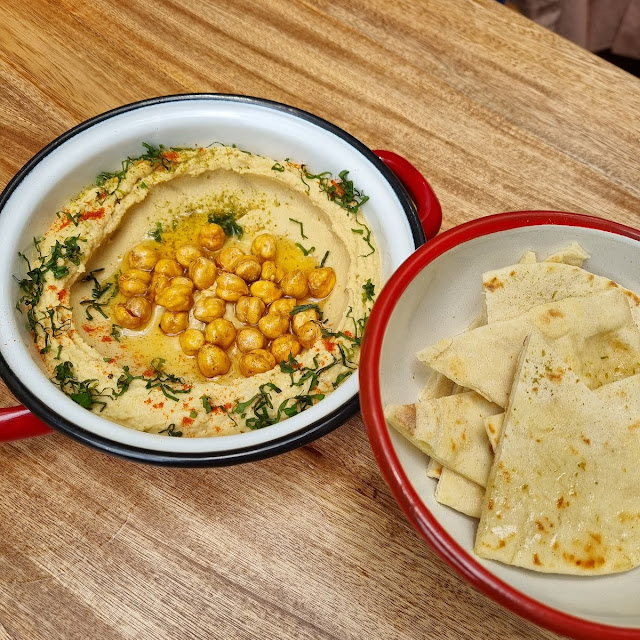 Hummus