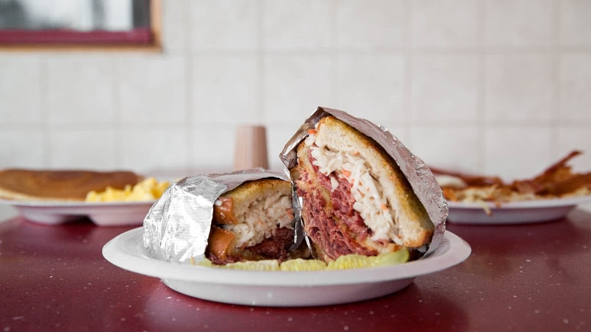 Robert's Coney Island - Photo 4