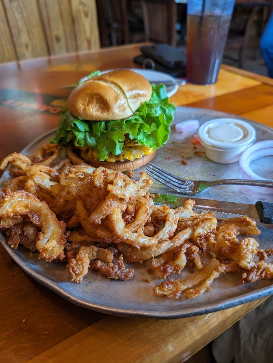 Sparky's Place Restaurant - Photo 9